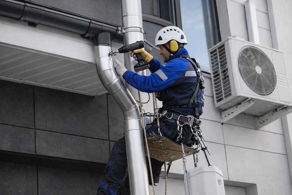 Commercial rainwater drainage system